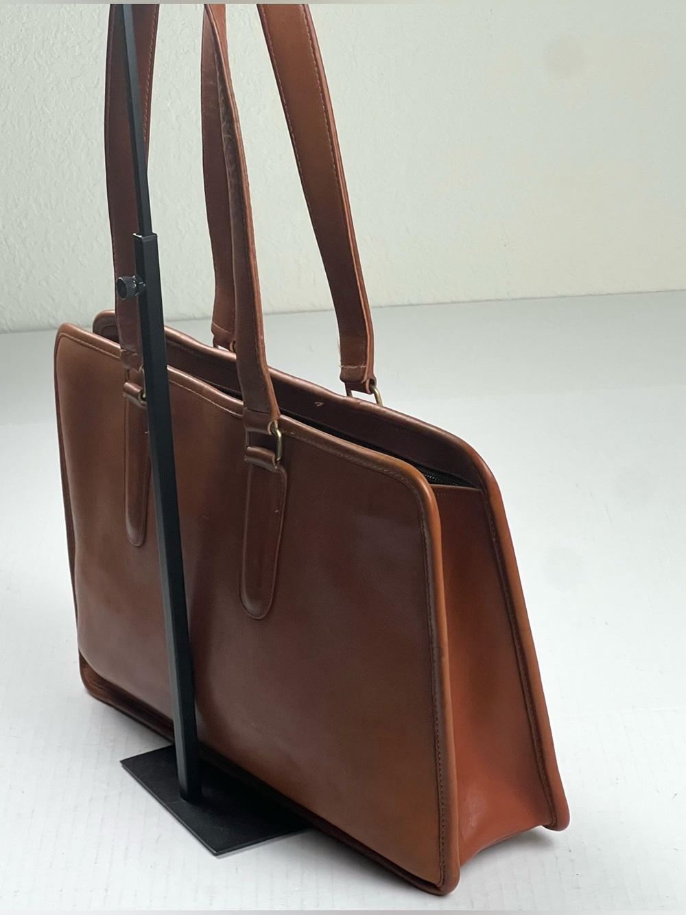Vintage Coach British Tan Tote Bag Made in New York City USA - Picture 3 of 16
